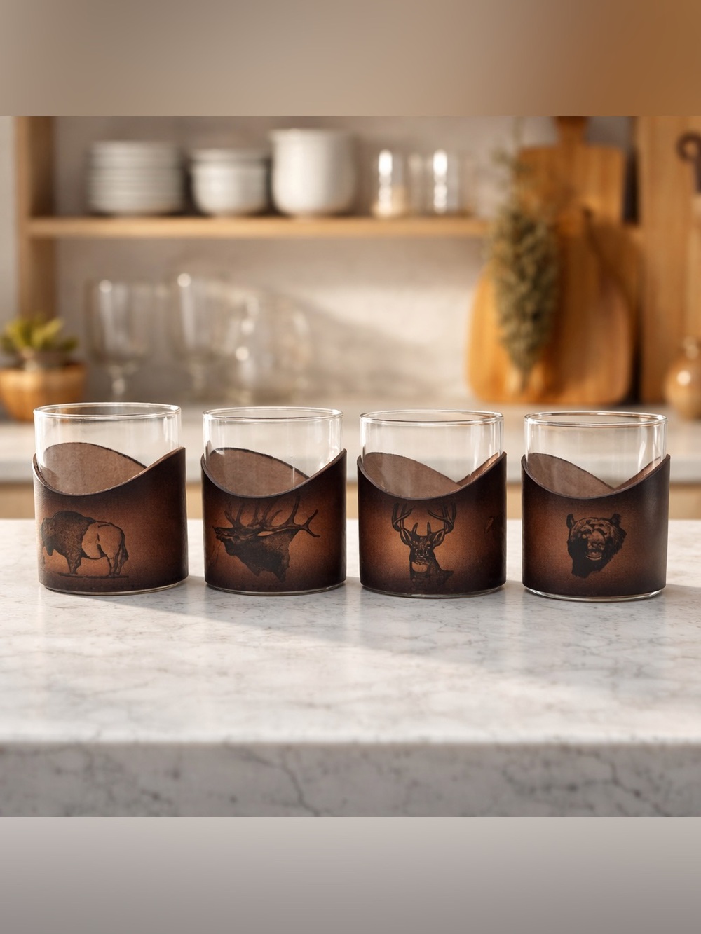 Set of 4 10oz Whiskey Glass Tumblers Brown Leather Sleeves Bear,Buffalo,Elk,Deer